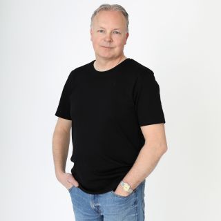 T-paita, Andreas musta